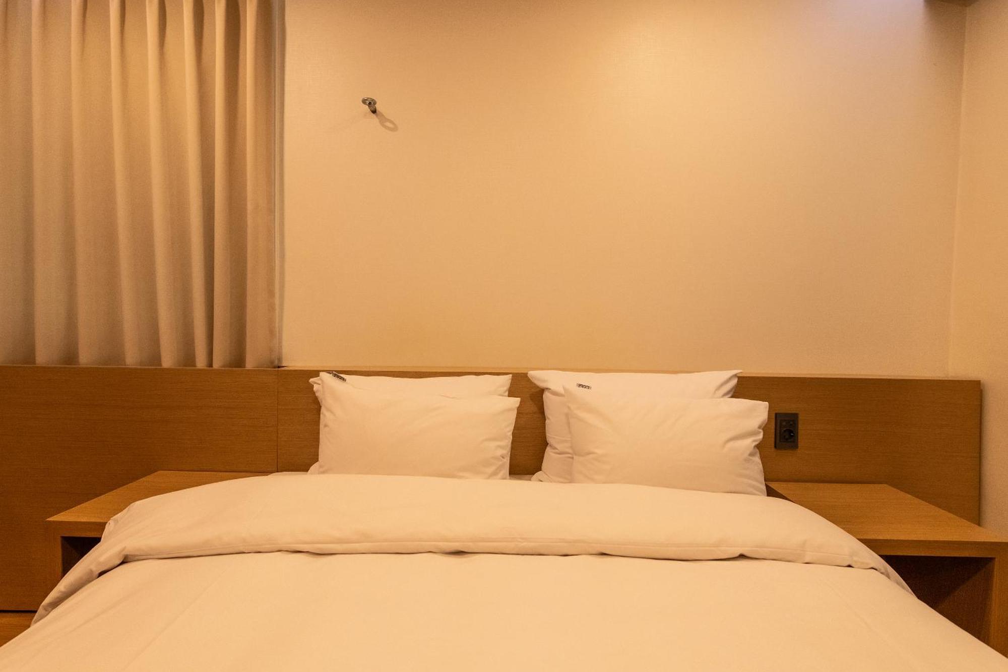 H Avenue Chuncheon Hotel Eksteriør billede