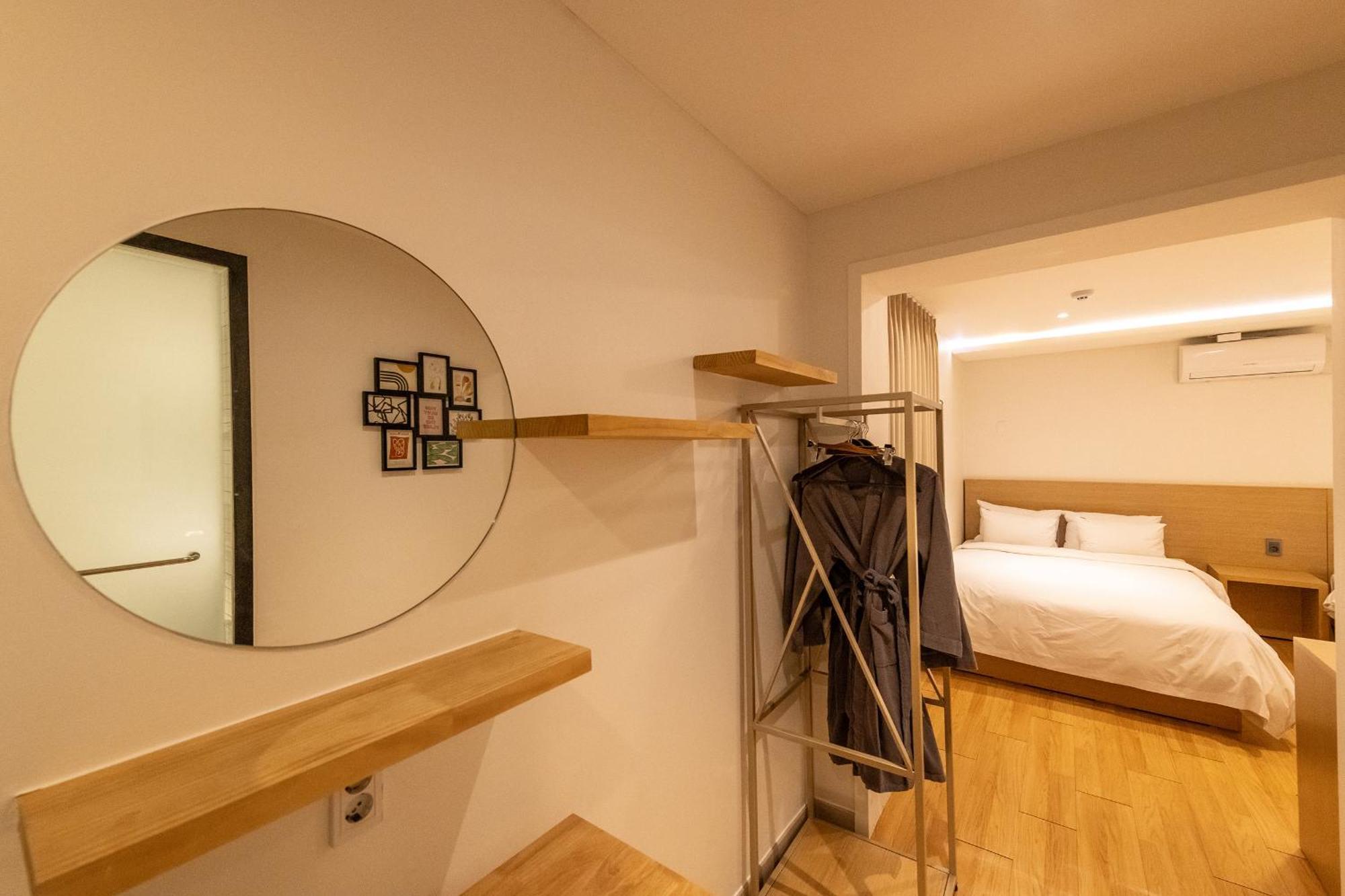 H Avenue Chuncheon Hotel Eksteriør billede