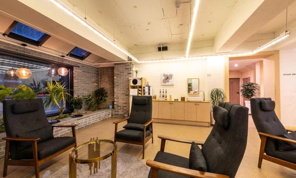 H Avenue Chuncheon Hotel Eksteriør billede